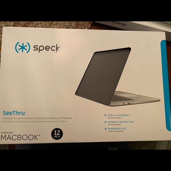 Speck Mac book case - Picture 1 of 3